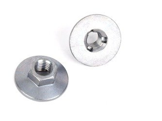 Nakrętka m10 x 1.5 klapy tył Fiesta 08- 12- - W703457-S900 , 1524476, oryginał Ford OE