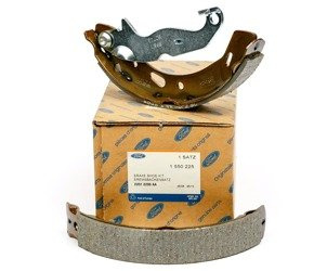 Szczęki hamulcowe tył Fiesta 2008-2012 - 8V51-2200-AD , 1802623, oryginał Ford OE