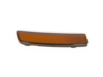 Odblask listwy lewej błotnika przód Mustang mach-e - LJ8B-15A449-AC, 2499366, oryginał Ford OE