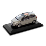 MODEL FORD GRAND C-MAX